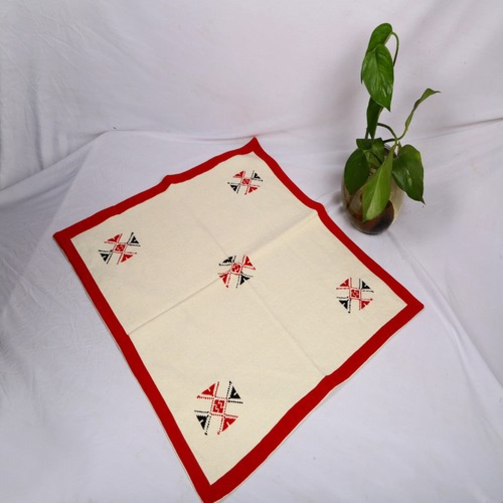 Toda Embroidered Patterned Table Cloth - Large