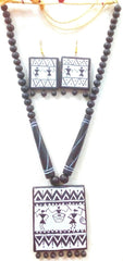 White Bankura Panchmura Terracotta Craft Necklace Jewellery Set
