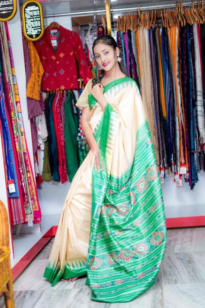 Beautiful Beige & Green Gopalpur Tussar Saree