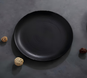 Dinner Plate in Black Matt