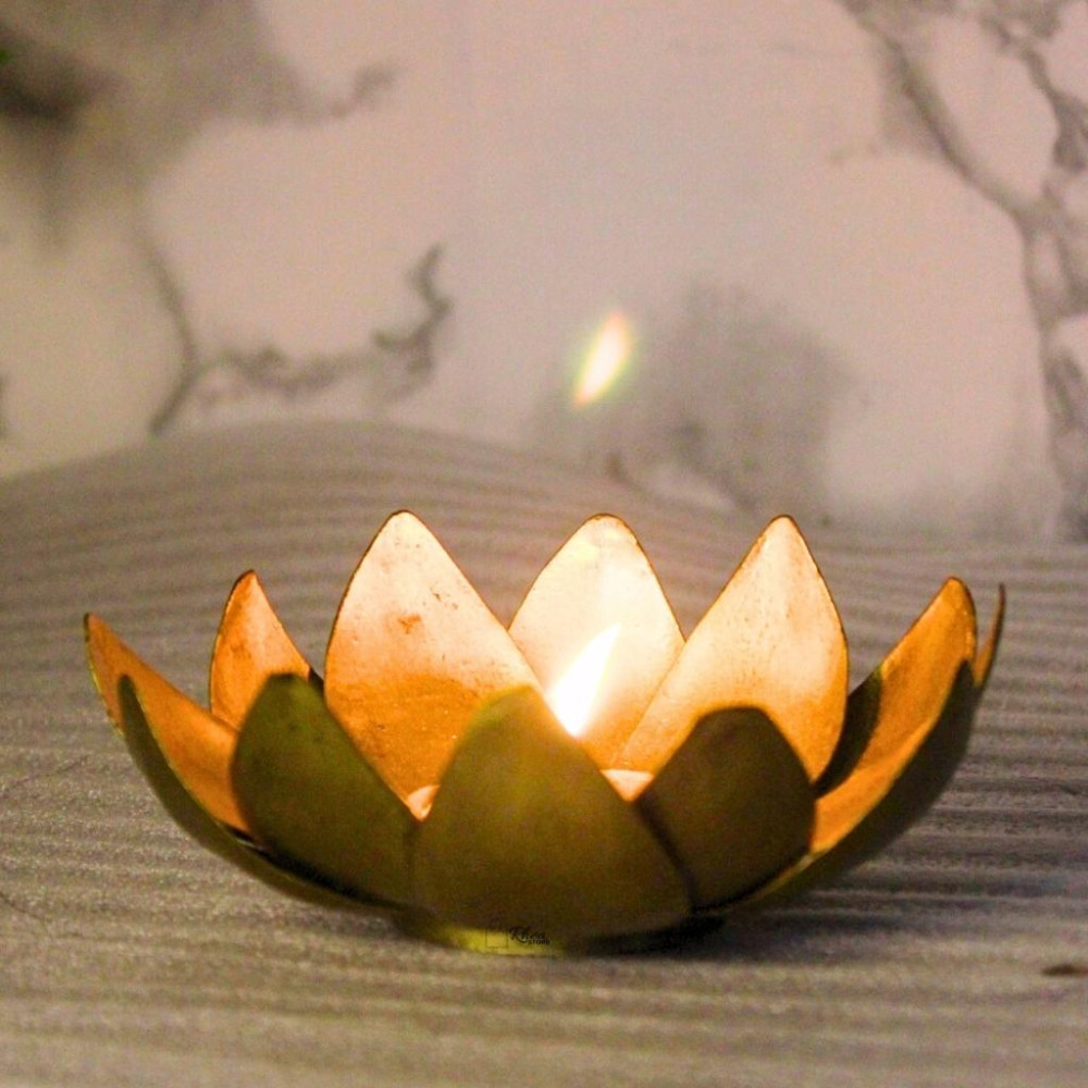 Iron Painted Lotus Tea Light - 1