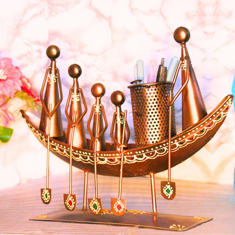 Metallic Boat Table Top Stand Décor - 2