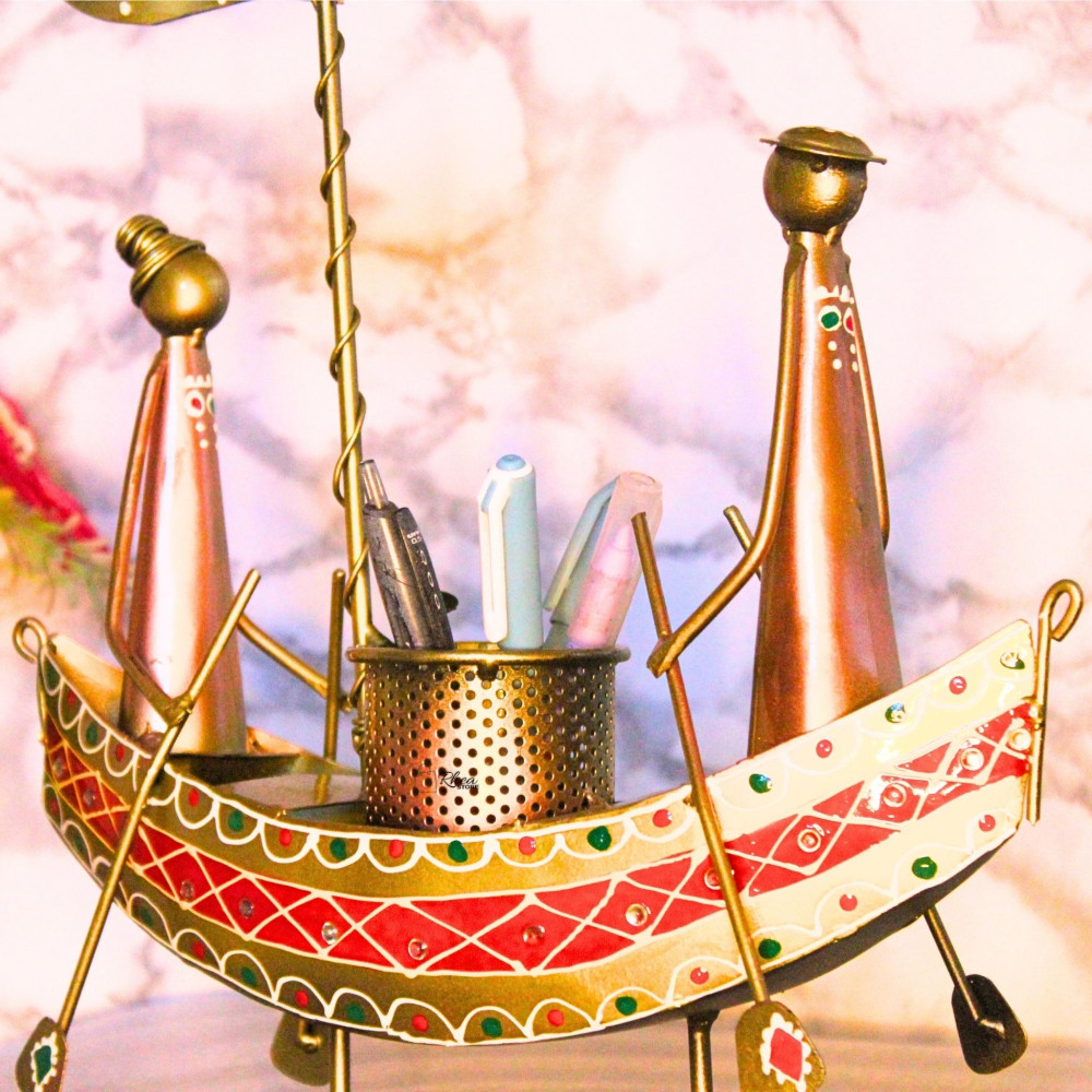 Multicolour Hand Painted Boat Pen Stand - 0