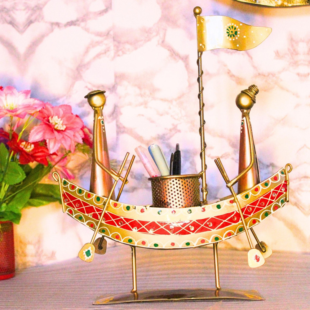 Multicolour Hand Painted Boat Pen Stand - 2