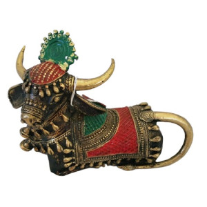 Nandi Facing Left with Green & Red