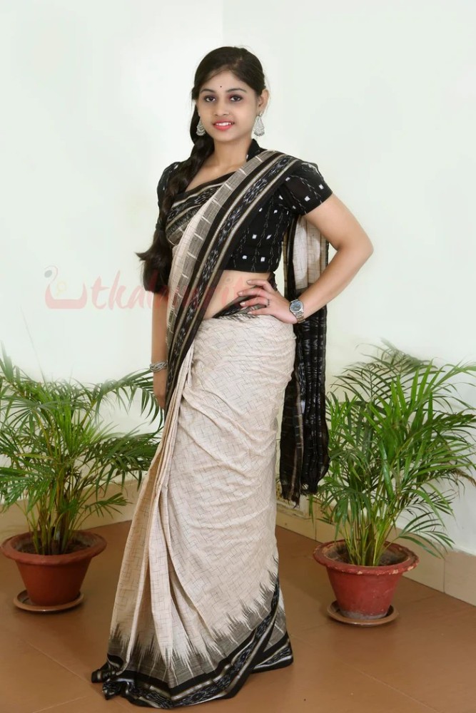 Off White Black Jharana Odisha Ikkat Saree - 0